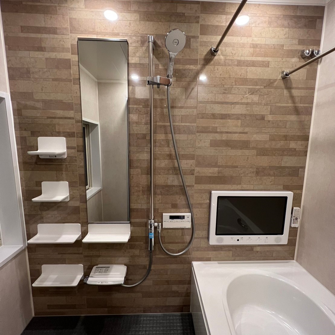 日々のお手入れが簡単でキレイを保つシステムバス『リデア』